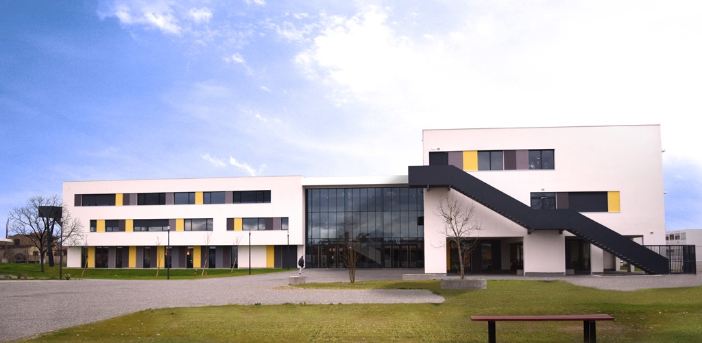 Restructuration au Lycée Charles de Gaulle à MURET