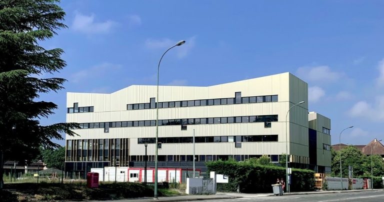 Construction d'un immeuble de bureaux R+4 "Axione" à PAU